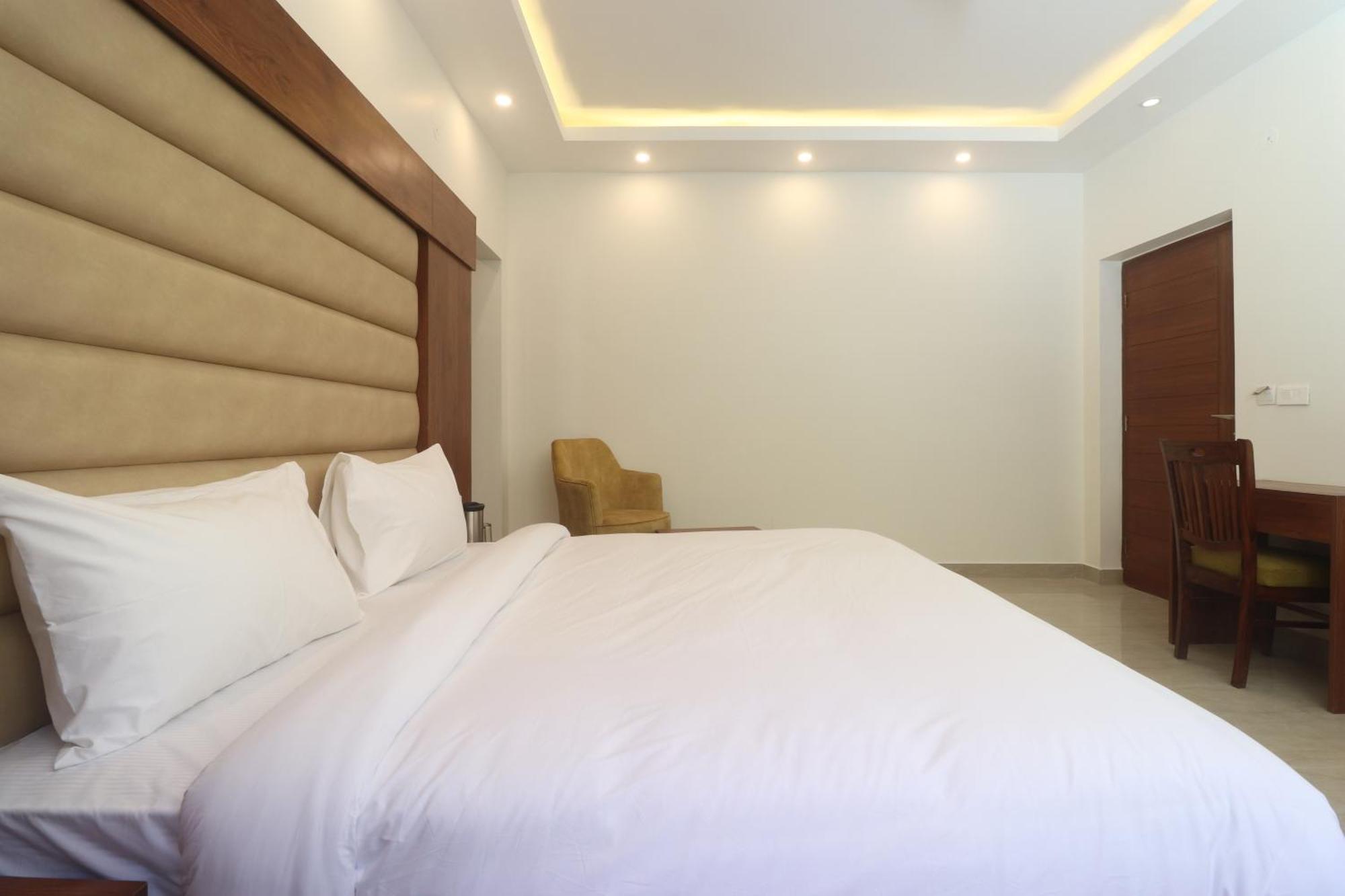 Hotel Mussoorie Heights Dehradun Ngoại thất bức ảnh